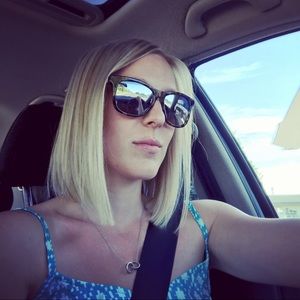 Meet your Posher, Kristin